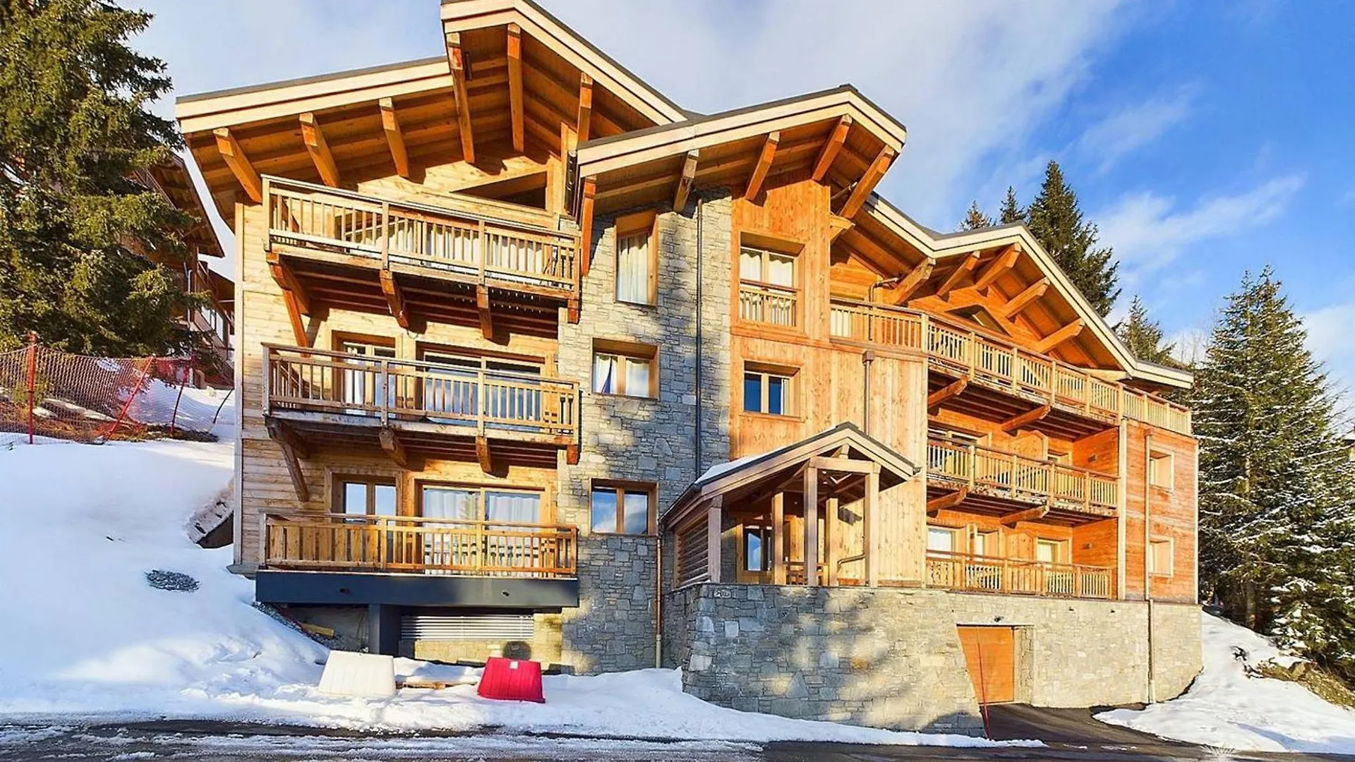 Appartement De Luxe 8 Pers. Avec Cheminee, Parking, Proche Pistes Et Commerces - Fr-1-398-683 Montvalezan